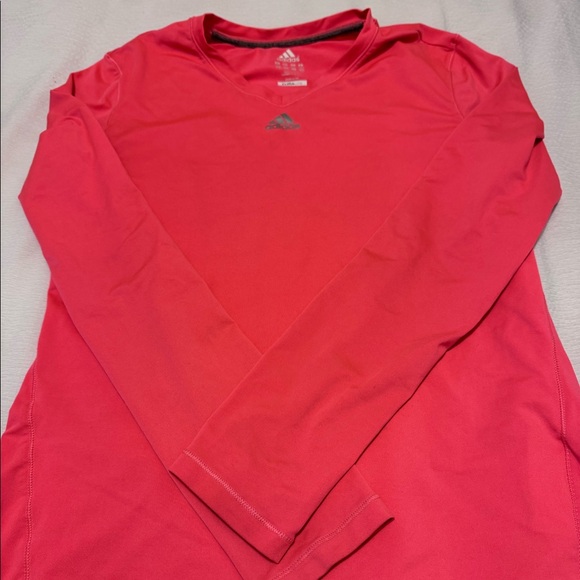 Bright neon pink workout top - Picture 3 of 4